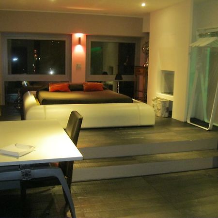 A14 Business Suite Sesto San Giovanni Chambre photo