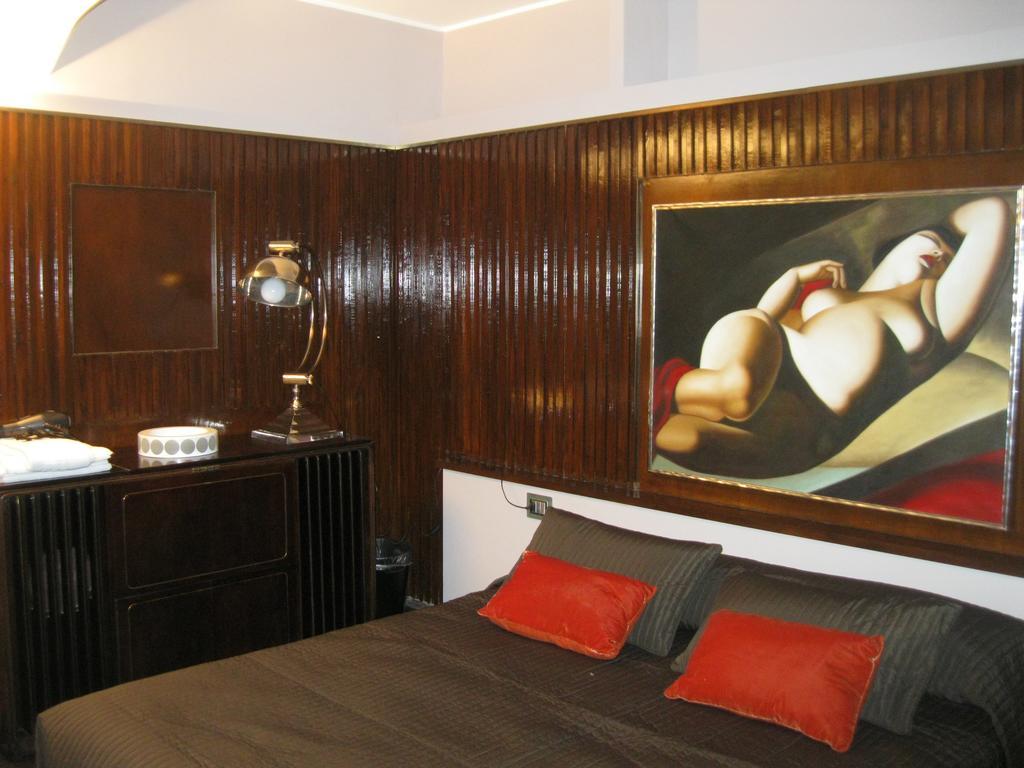 A14 Business Suite Sesto San Giovanni Chambre photo